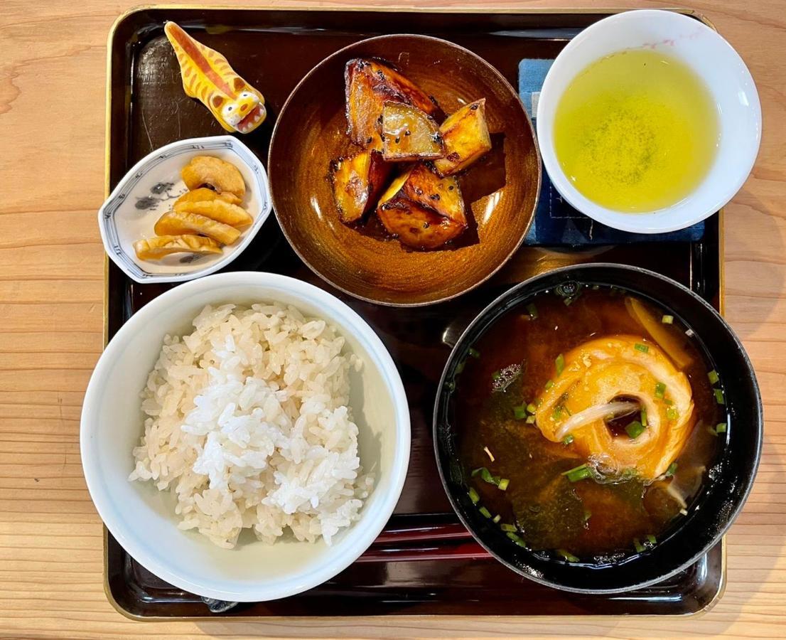 Guesthouse Kojiya 暮らしをつくる宿 旧糀屋 Fukutsu Bagian luar foto