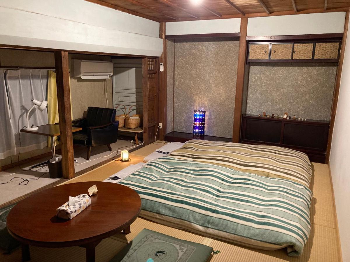 Guesthouse Kojiya 暮らしをつくる宿 旧糀屋 Fukutsu Bagian luar foto